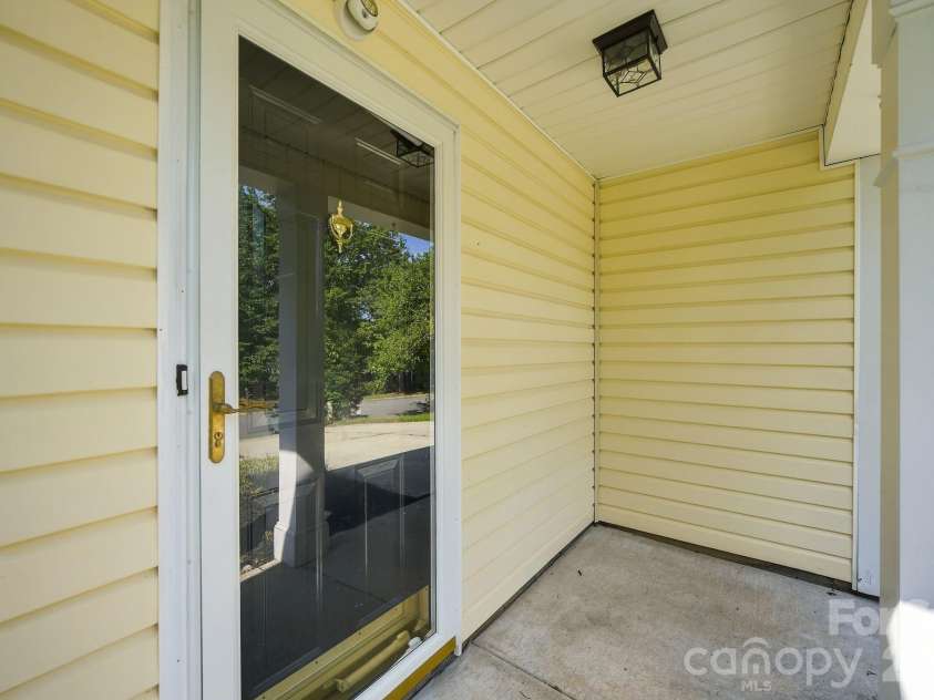 3058 Champion Lane, Concord, NC 28025.  MLS# CAR4415134, YatesRealty ID 45858. 