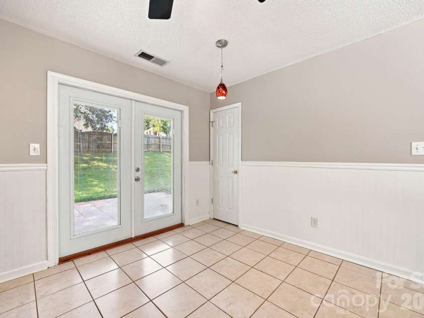 3058 Champion Lane, Concord, NC 28025.  MLS# CAR4415134, YatesRealty ID 45858. 