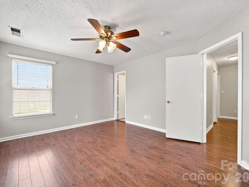 3058 Champion Lane, Concord, NC 28025.  MLS# CAR4415134, YatesRealty ID 45858. 