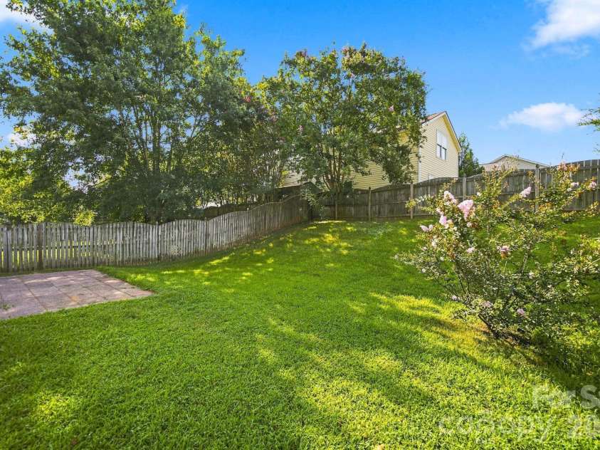 3058 Champion Lane, Concord, NC 28025.  MLS# CAR4415134, YatesRealty ID 45858. 