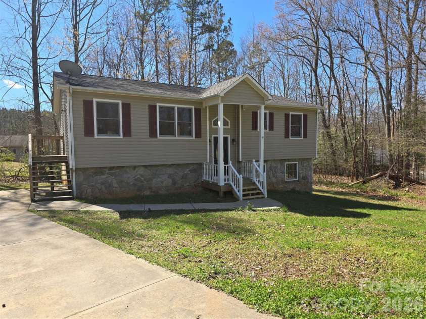 134 Millard Lane, Troutman, NC 28166.  MLS# CAR4287571, YatesRealty ID 4586. 