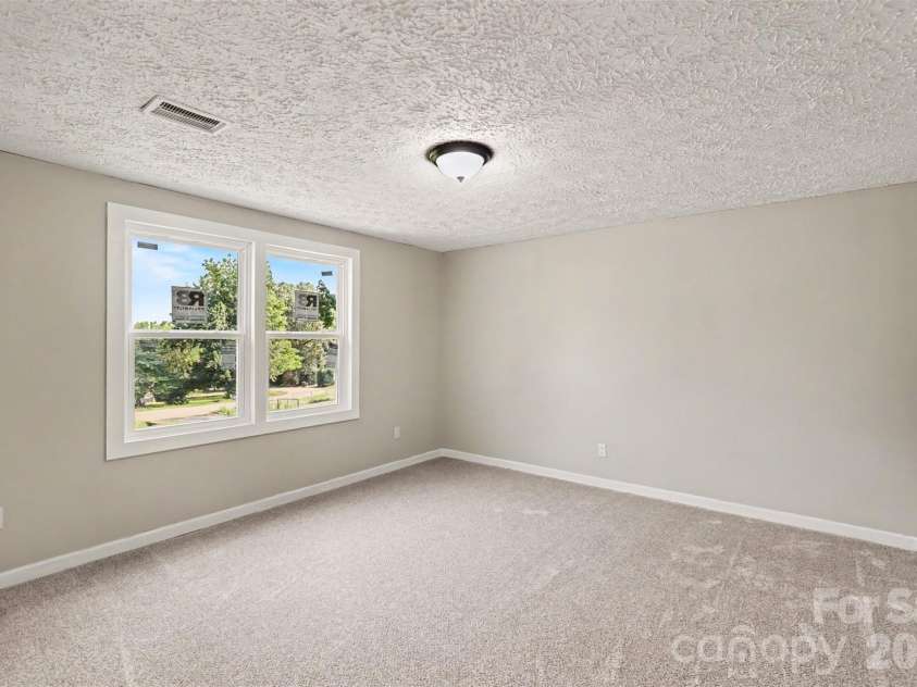 5174 Grand Canyon Road, Concord, NC 28027.  MLS# CAR4414923, YatesRealty ID 45861. 