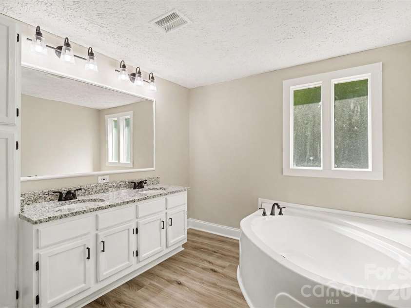 5174 Grand Canyon Road, Concord, NC 28027.  MLS# CAR4414923, YatesRealty ID 45861. 