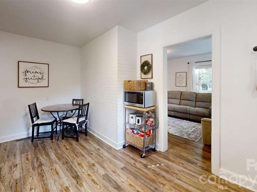 506 Cedar Street, Lincolnton, NC 28092.  MLS# CAR4414966, YatesRealty ID 45862. 