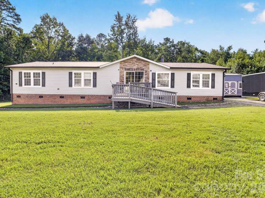409 Helton Road, Cherryville, NC 28021.  MLS# CAR4415093, YatesRealty ID 45863. 