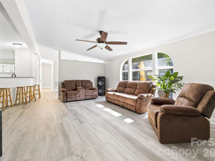 409 Helton Road, Cherryville, NC 28021.  MLS# CAR4415093, YatesRealty ID 45863. 