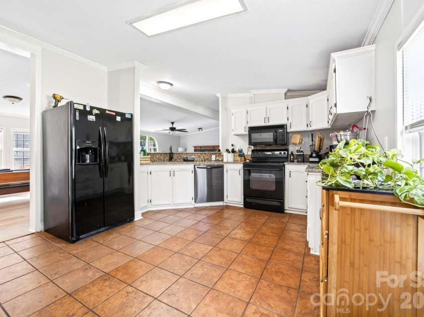 409 Helton Road, Cherryville, NC 28021.  MLS# CAR4415093, YatesRealty ID 45863. 
