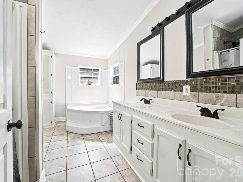 409 Helton Road, Cherryville, NC 28021.  MLS# CAR4415093, YatesRealty ID 45863. 