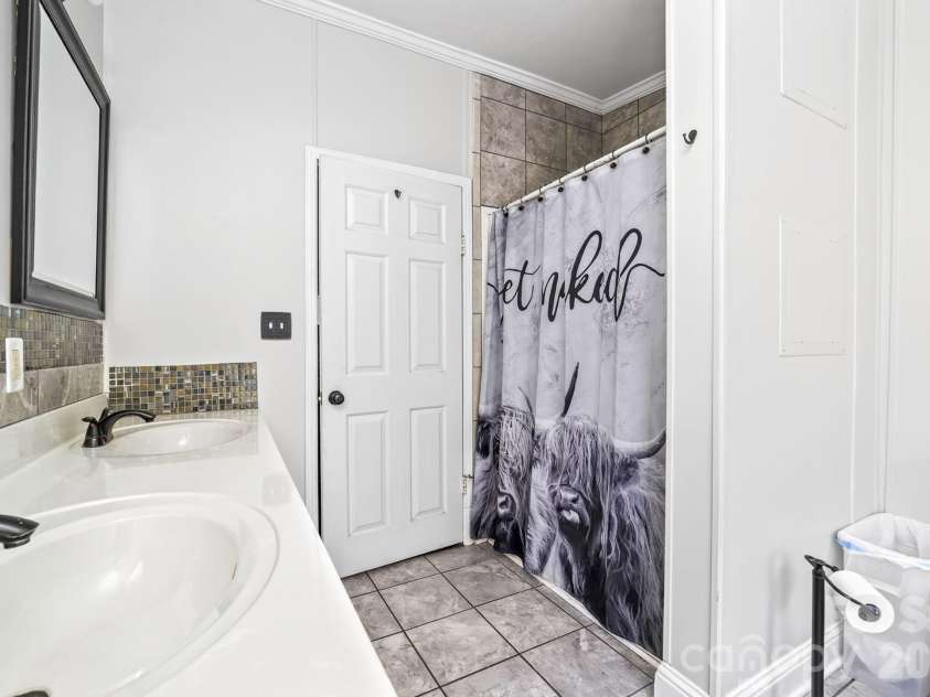 409 Helton Road, Cherryville, NC 28021.  MLS# CAR4415093, YatesRealty ID 45863. 