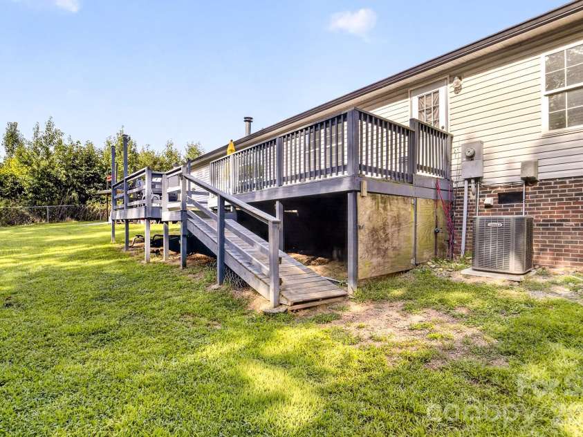 409 Helton Road, Cherryville, NC 28021.  MLS# CAR4415093, YatesRealty ID 45863. 