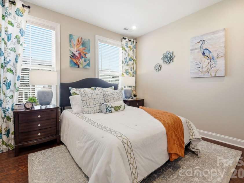 2526 Kenmore Avenue, Charlotte, NC 28204.  MLS# CAR4415066, YatesRealty ID 45864. 