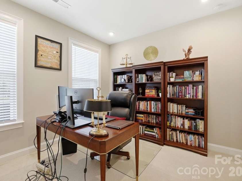2526 Kenmore Avenue, Charlotte, NC 28204.  MLS# CAR4415066, YatesRealty ID 45864. 