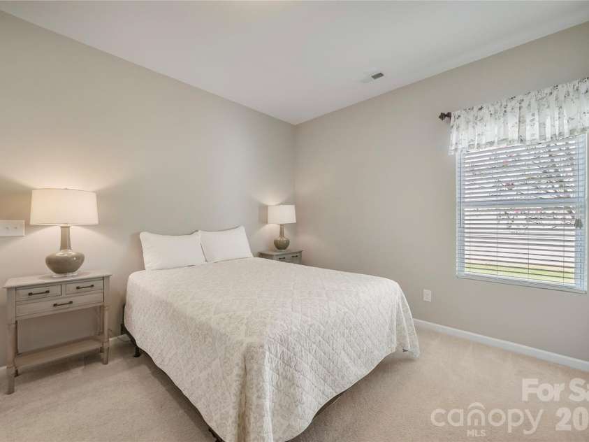13201 Ferguson Forest Drive, Charlotte, NC 28273.  MLS# CAR4414972, YatesRealty ID 45865. 