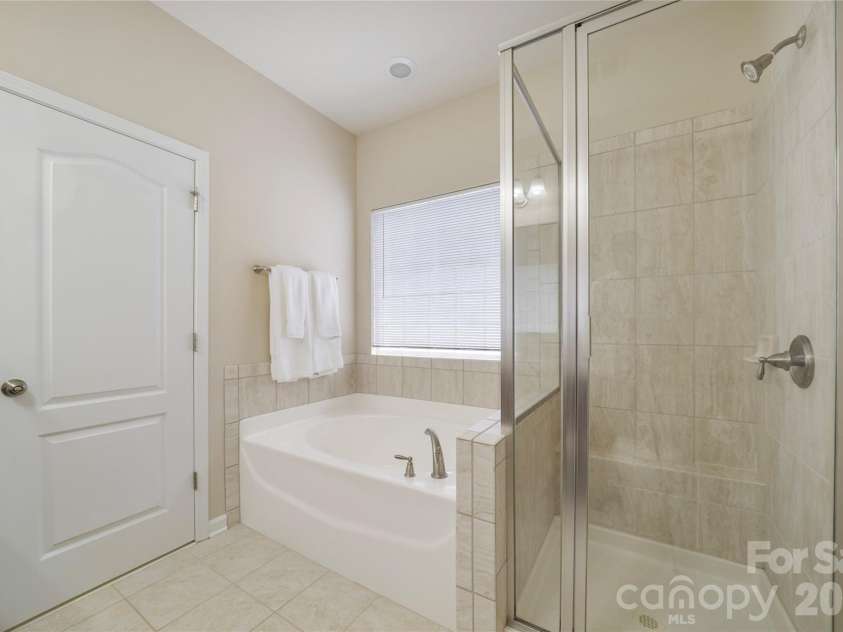 13201 Ferguson Forest Drive, Charlotte, NC 28273.  MLS# CAR4414972, YatesRealty ID 45865. 