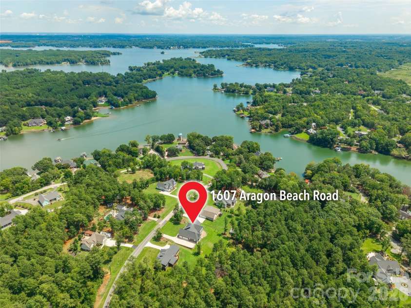 1607 Aragon Beach Road, Rock Hill, SC 29732.  MLS# CAR4414873, YatesRealty ID 45866. 