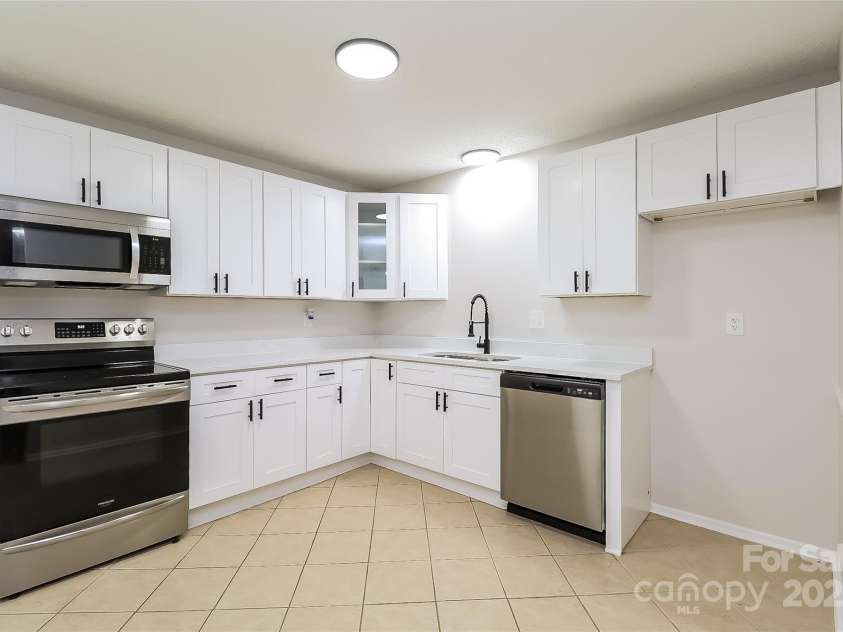 8531 Willhill Road, Mint Hill, NC 28227.  MLS# CAR4317089, YatesRealty ID 45867. 