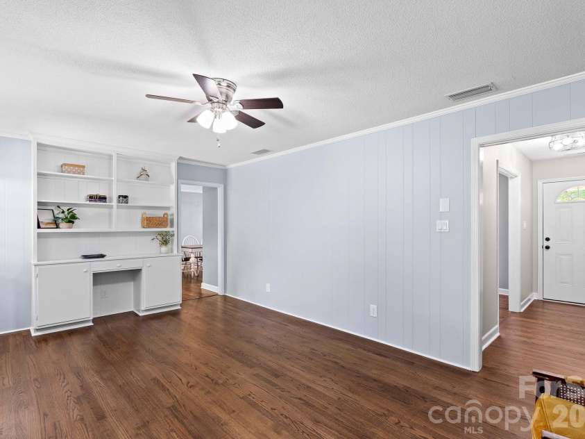 140 Spicewood Lane, Salisbury, NC 28147.  MLS# CAR4414651, YatesRealty ID 45868. 