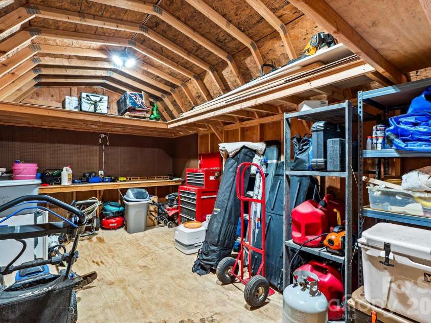 140 Spicewood Lane, Salisbury, NC 28147.  MLS# CAR4414651, YatesRealty ID 45868. 