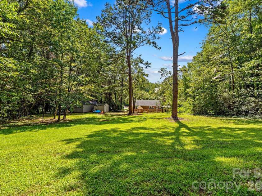 140 Spicewood Lane, Salisbury, NC 28147.  MLS# CAR4414651, YatesRealty ID 45868. 