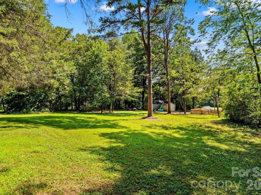 140 Spicewood Lane, Salisbury, NC 28147.  MLS# CAR4414651, YatesRealty ID 45868. 