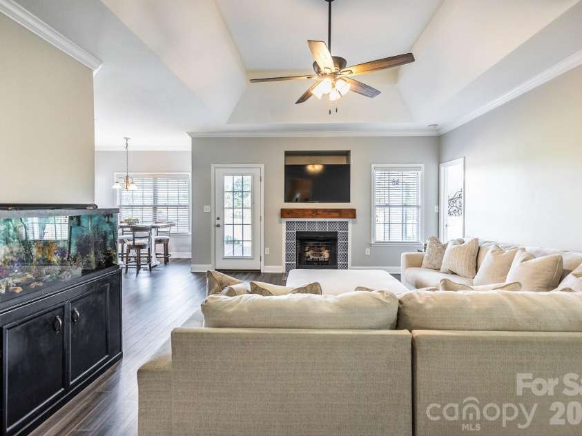 141 Logan Ridge Drive, Statesville, NC 28677.  MLS# CAR4414701, YatesRealty ID 45869. 