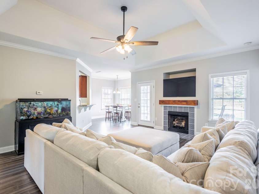 141 Logan Ridge Drive, Statesville, NC 28677.  MLS# CAR4414701, YatesRealty ID 45869. 