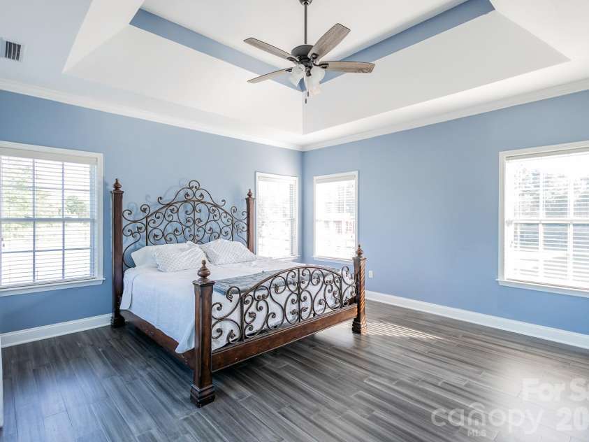141 Logan Ridge Drive, Statesville, NC 28677.  MLS# CAR4414701, YatesRealty ID 45869. 