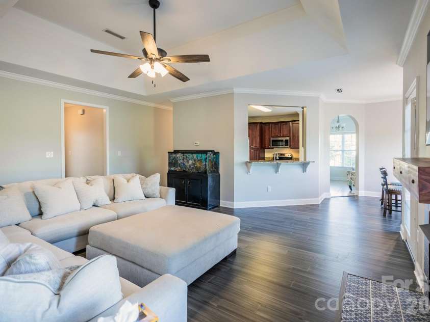 141 Logan Ridge Drive, Statesville, NC 28677.  MLS# CAR4414701, YatesRealty ID 45869. 