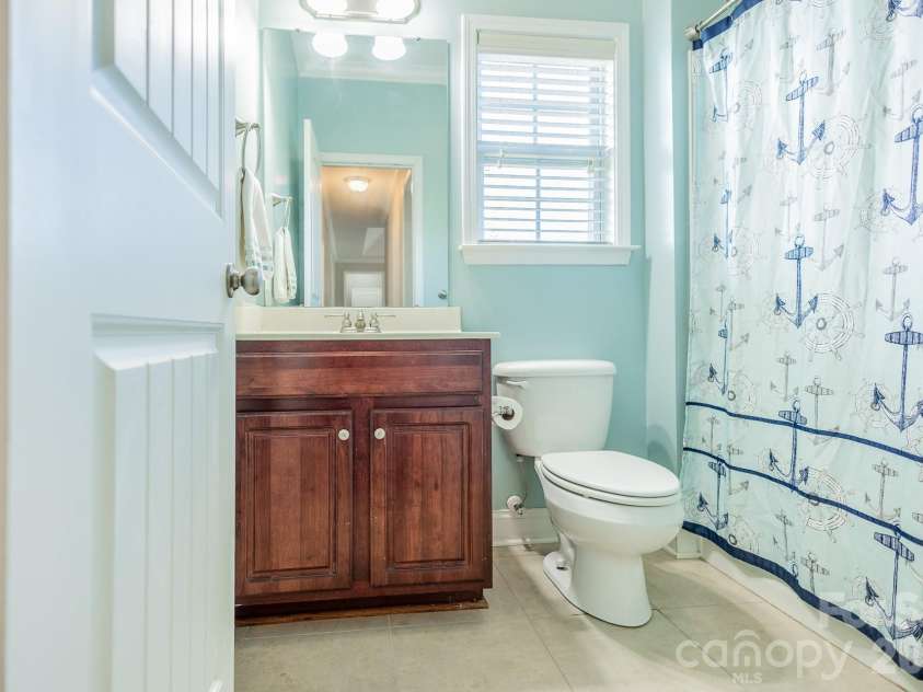 141 Logan Ridge Drive, Statesville, NC 28677.  MLS# CAR4414701, YatesRealty ID 45869. 