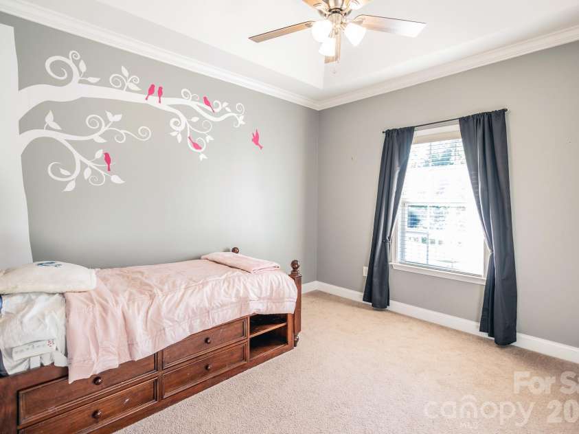 141 Logan Ridge Drive, Statesville, NC 28677.  MLS# CAR4414701, YatesRealty ID 45869. 