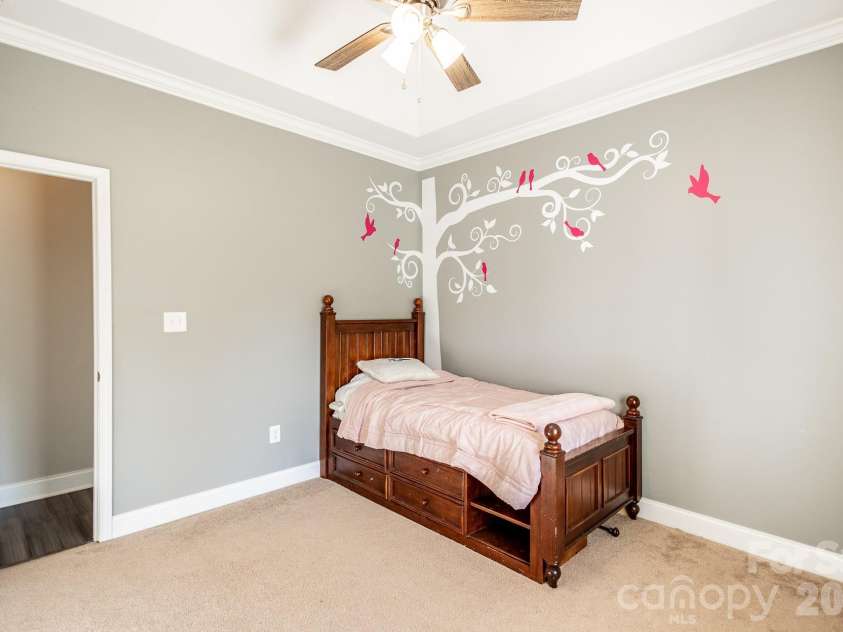 141 Logan Ridge Drive, Statesville, NC 28677.  MLS# CAR4414701, YatesRealty ID 45869. 