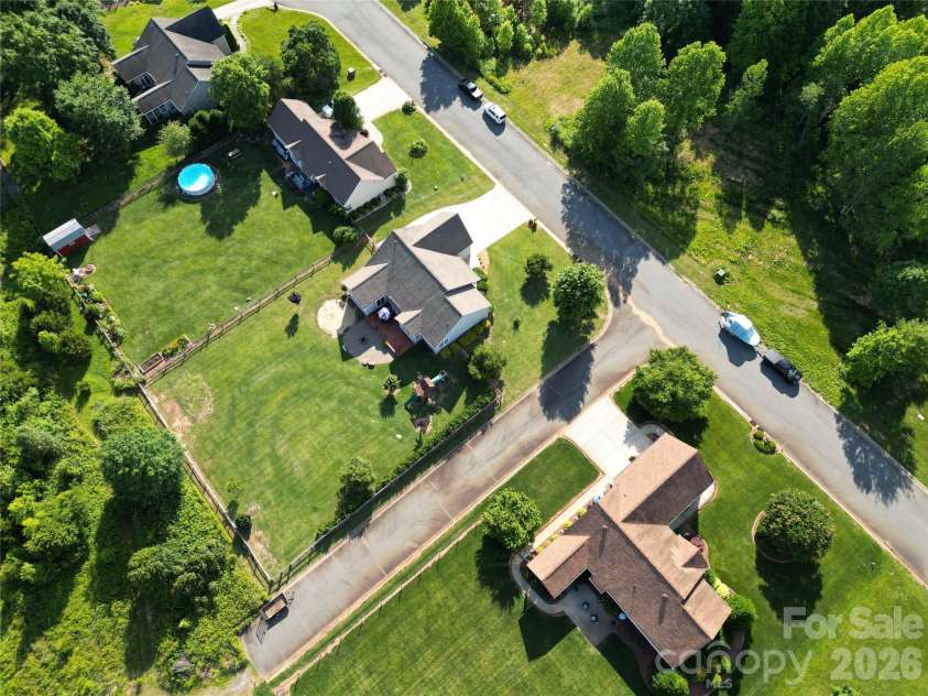 141 Logan Ridge Drive, Statesville, NC 28677.  MLS# CAR4414701, YatesRealty ID 45869. 