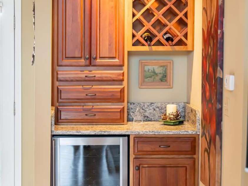 173 Winding Meadows Drive, Flat Rock, NC 28731.  MLS# CAR4234508, YatesRealty ID 4587. 