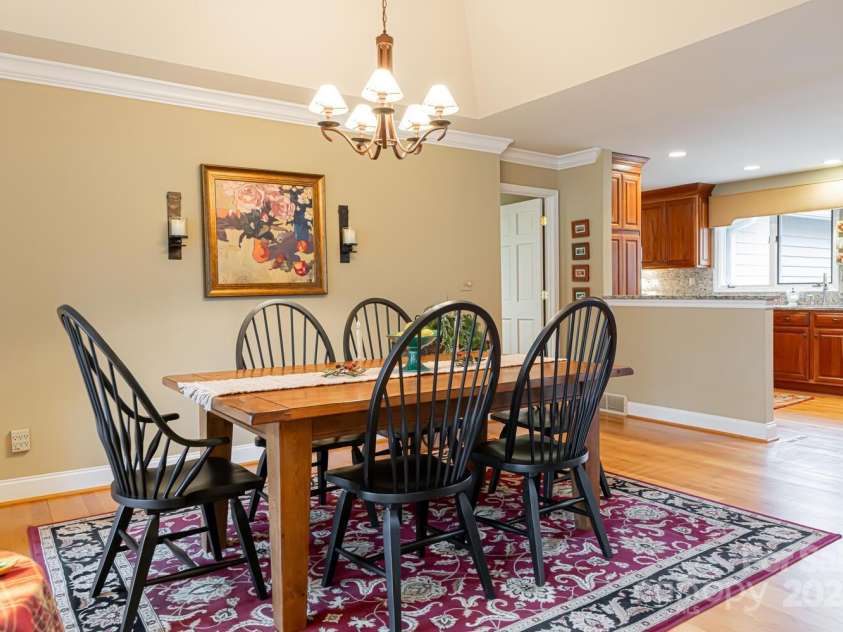 173 Winding Meadows Drive, Flat Rock, NC 28731.  MLS# CAR4234508, YatesRealty ID 4587. 