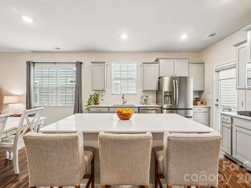 1762 Otter Perch Lane, Fort Mill, SC 29715.  MLS# CAR4414576, YatesRealty ID 45870. 