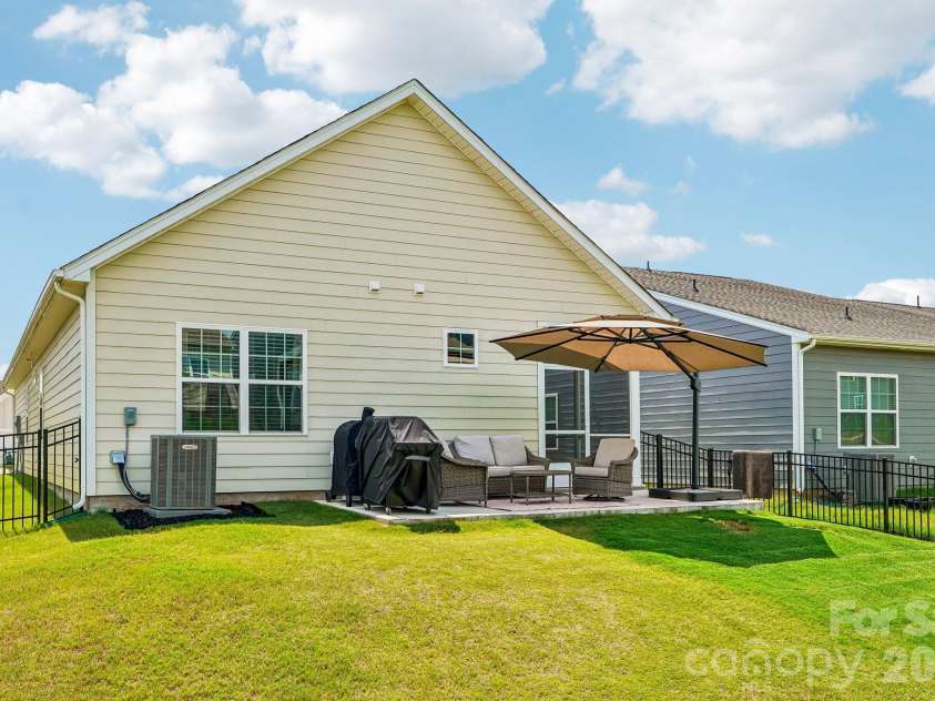 1762 Otter Perch Lane, Fort Mill, SC 29715.  MLS# CAR4414576, YatesRealty ID 45870. 