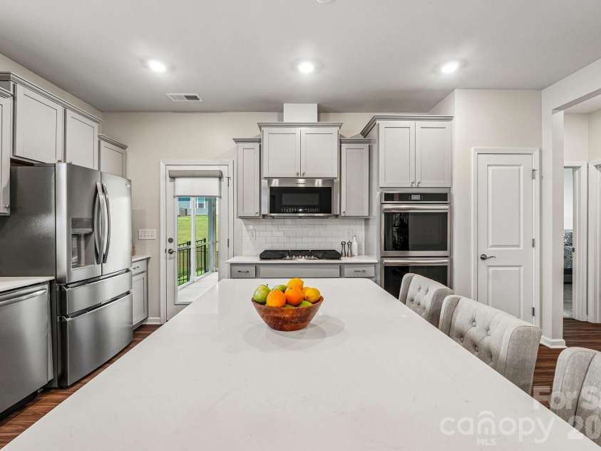 1762 Otter Perch Lane, Fort Mill, SC 29715.  MLS# CAR4414576, YatesRealty ID 45870. Island
