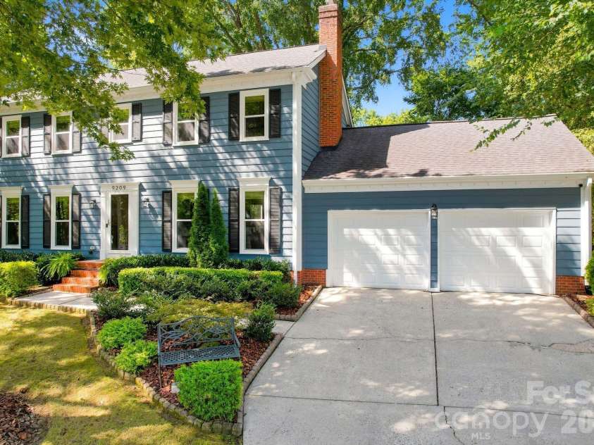 9209 Deer Spring Lane, Charlotte, NC 28210.  MLS# CAR4414552, YatesRealty ID 45871. 