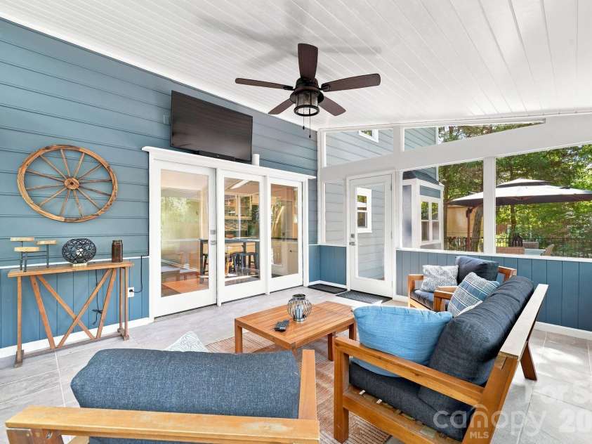 9209 Deer Spring Lane, Charlotte, NC 28210.  MLS# CAR4414552, YatesRealty ID 45871. Screen porch