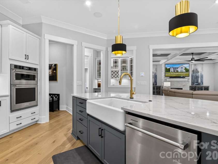 8624 Balcony Bridge Road, Huntersville, NC 28078.  MLS# CAR4414442, YatesRealty ID 45872. 
