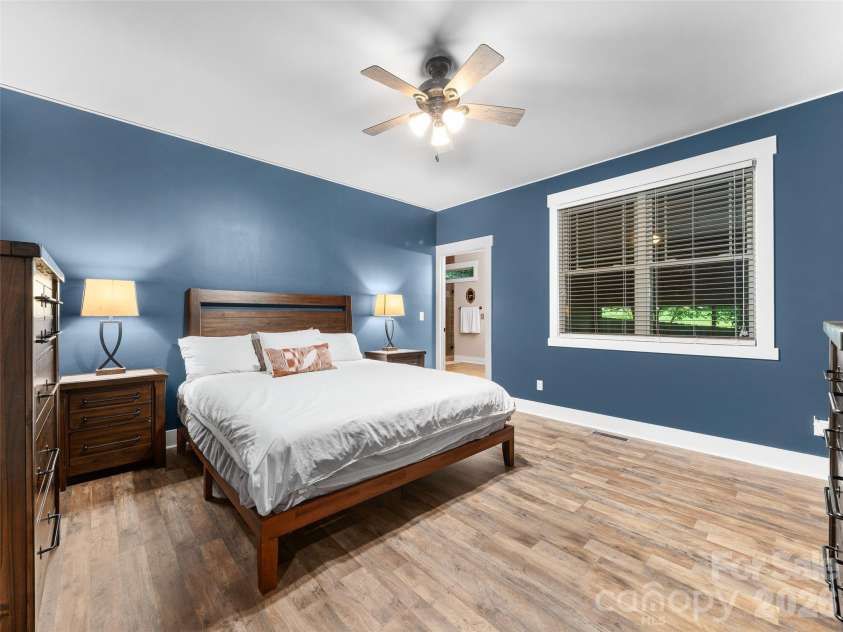 6 Oak Springs Drive, Arden, NC 28704.  MLS# CAR4414524, YatesRealty ID 45873. Primary bedroom