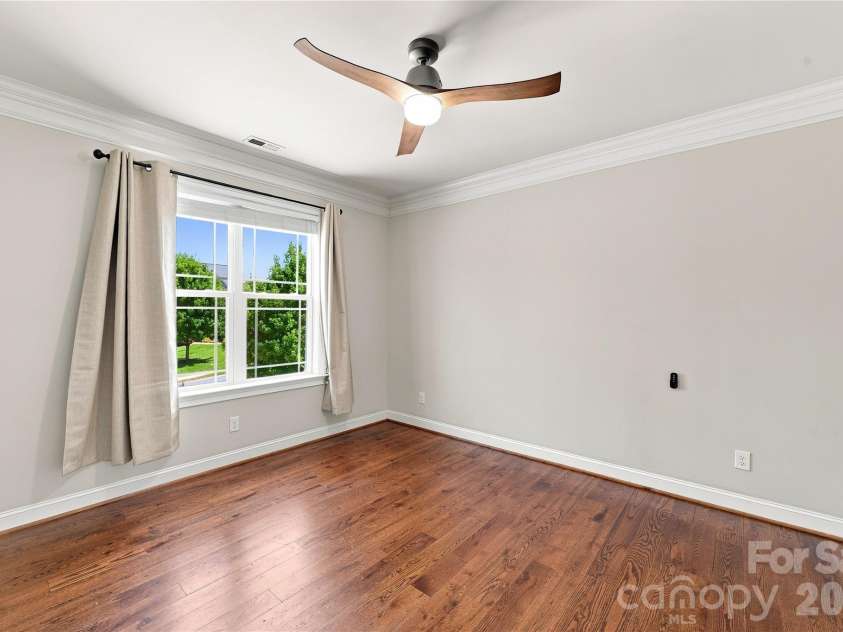 2455 Shiny Leaf Drive, Denver, NC 28037.  MLS# CAR4414414, YatesRealty ID 45874. 