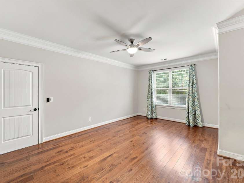2455 Shiny Leaf Drive, Denver, NC 28037.  MLS# CAR4414414, YatesRealty ID 45874. 