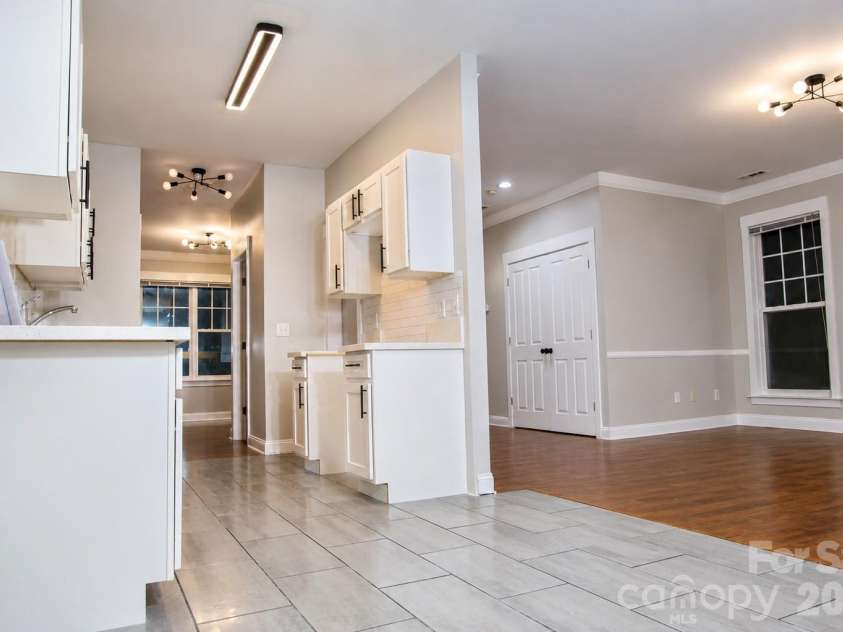 11307 Deer Ridge Lane, Charlotte, NC 28277.  MLS# CAR4414303, YatesRealty ID 45876. 