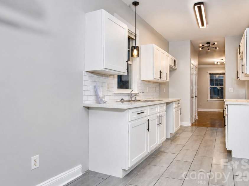 11307 Deer Ridge Lane, Charlotte, NC 28277.  MLS# CAR4414303, YatesRealty ID 45876. 