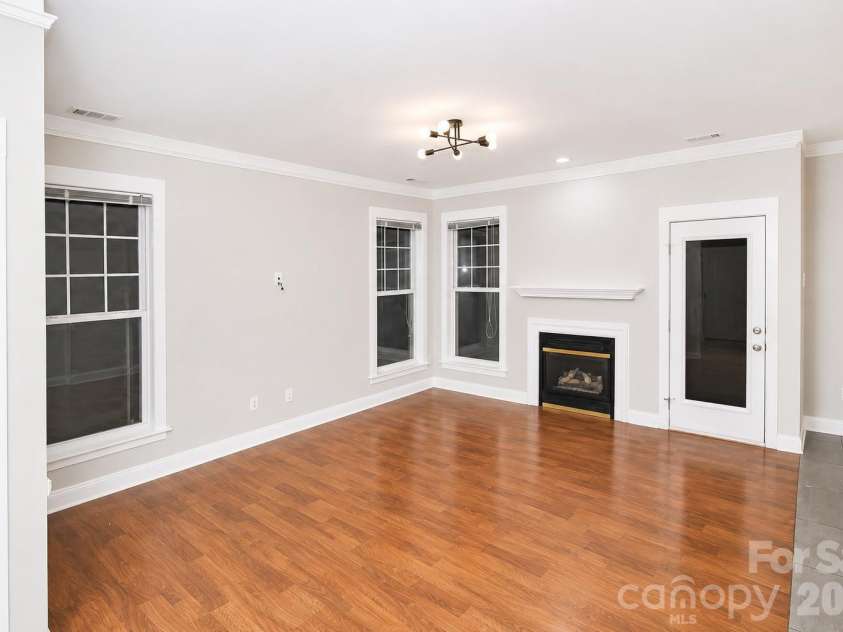 11307 Deer Ridge Lane, Charlotte, NC 28277.  MLS# CAR4414303, YatesRealty ID 45876. 