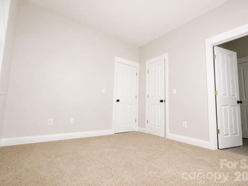 11307 Deer Ridge Lane, Charlotte, NC 28277.  MLS# CAR4414303, YatesRealty ID 45876. 