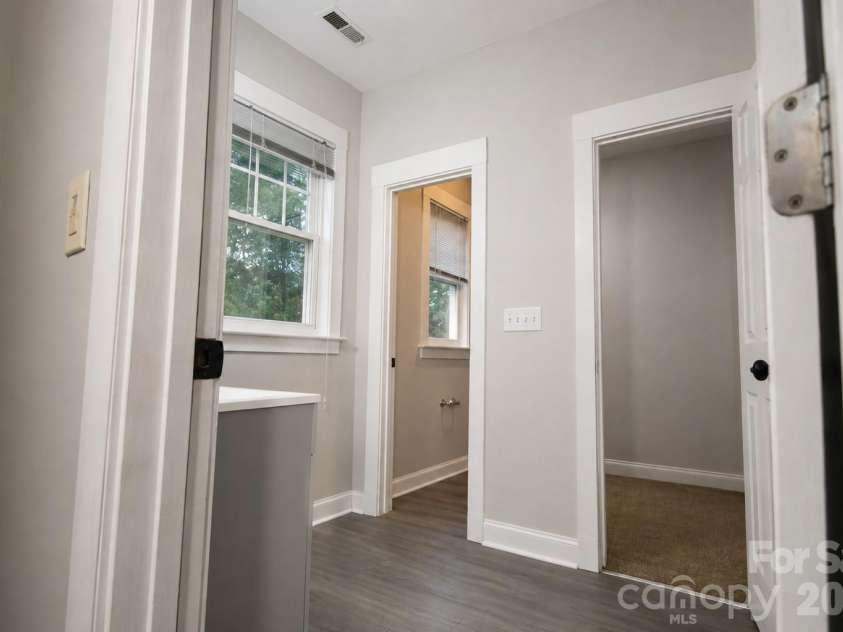 11307 Deer Ridge Lane, Charlotte, NC 28277.  MLS# CAR4414303, YatesRealty ID 45876. 