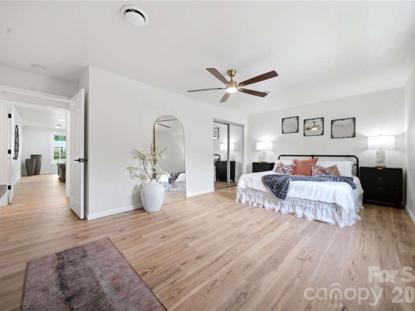 109 Wessinger Drive, Lexington, SC 29072.  MLS# CAR4414383, YatesRealty ID 45877. 