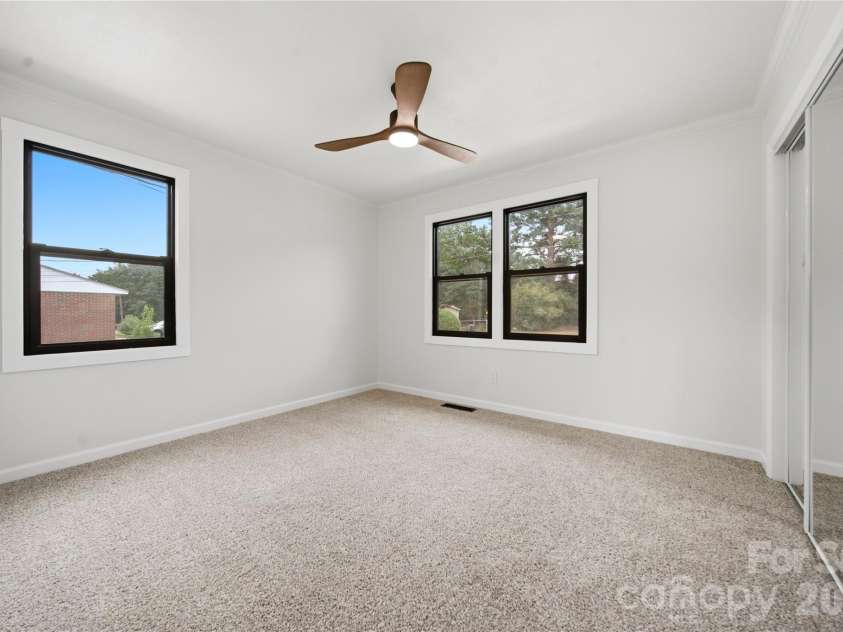109 Wessinger Drive, Lexington, SC 29072.  MLS# CAR4414383, YatesRealty ID 45877. 